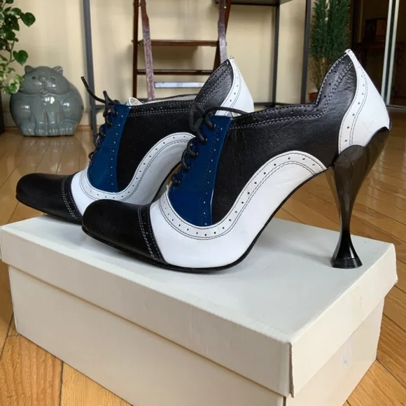 John Fluevog Mansfield Black White & Blue Leather Shoe Size 9 worn once indoors - Picture 15 of 15